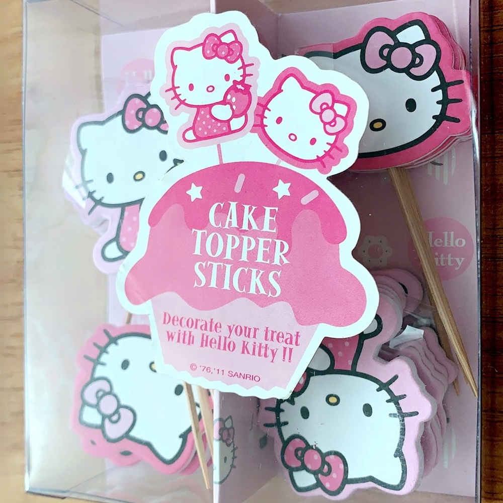 Brand new Hello Kitty cake toppers